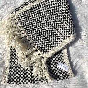 Banana Republic Scarf BNWT